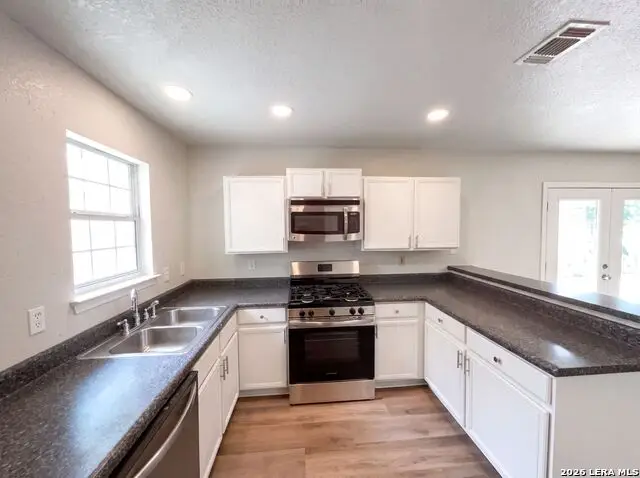 1918 Arbor Pl, San Antonio, TX 78207 - #2