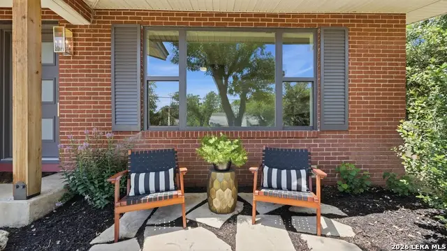 596 Willow Ave, New Braunfels, TX 78130 - #2