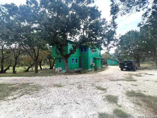 230 Teague Rd, Kerrville, TX 78028 - #1