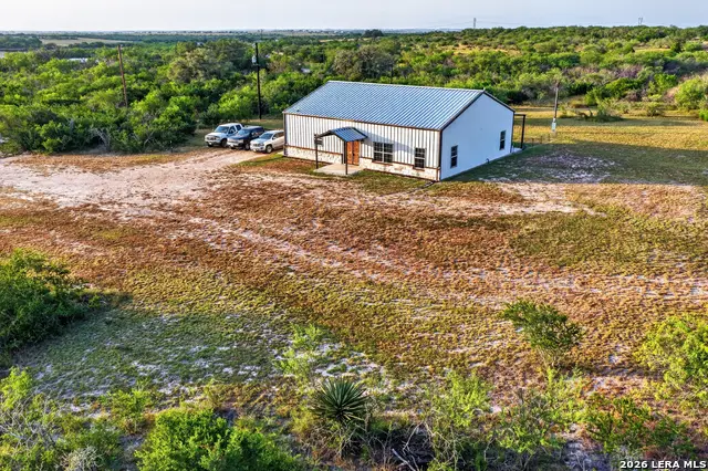 185 Pr 7460, Kenedy, TX 78119 - #1