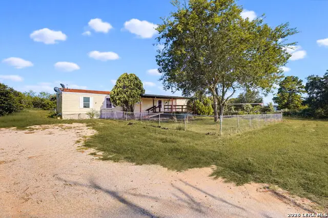 10602 La Vernia Rd Lot 4, Adkins, TX 78101 - #1