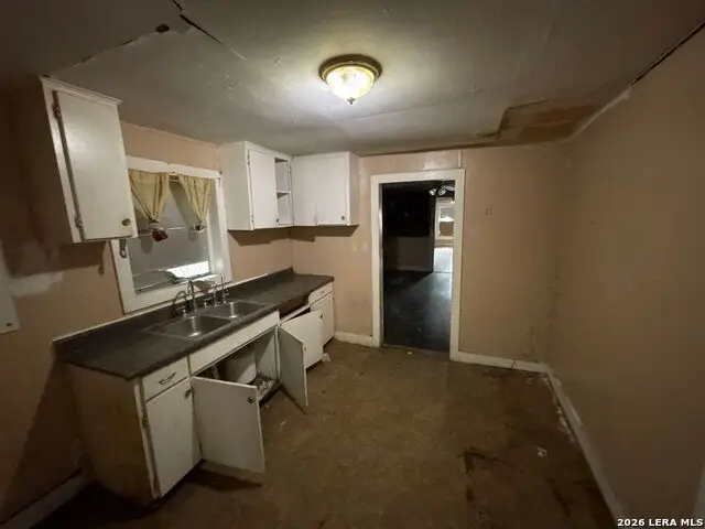 910 Green St, San Antonio, TX 78225 - #2