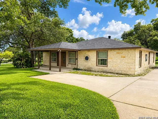 103 Misty Bnd, Floresville, TX 78114 - #3