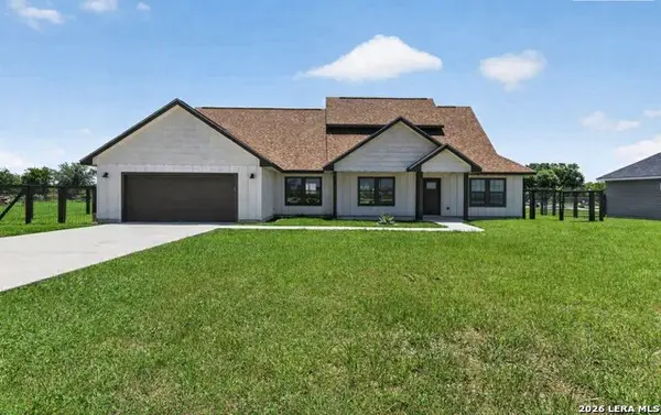 659 Thormeyer Rd, Seguin, TX 78155