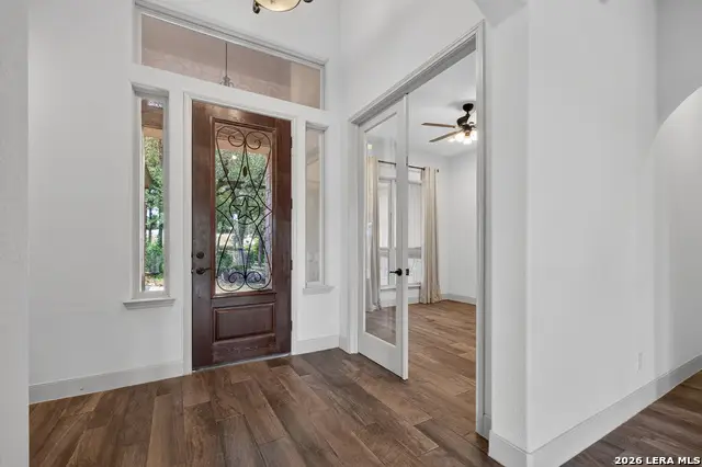 806 Shady Holw, New Braunfels, TX 78132 - #2