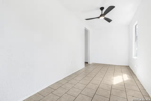 127 Dimmit St, San Antonio, TX 78223 - #3