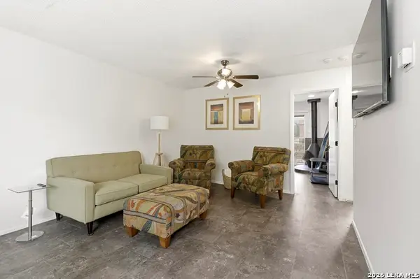 923 Vance Jackson Rd #506, San Antonio, TX 78201