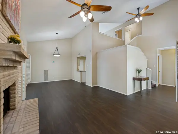 5718 Larkdale Dr, San Antonio, TX 78233