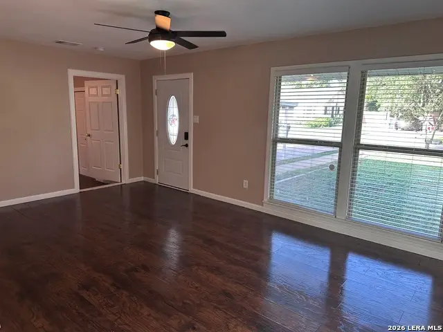 224 Prospect St, Seguin, TX 78155 - #2