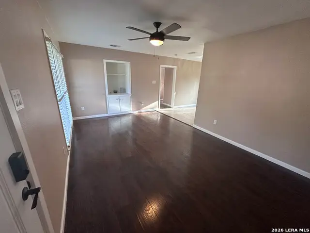 224 Prospect St, Seguin, TX 78155 - #3
