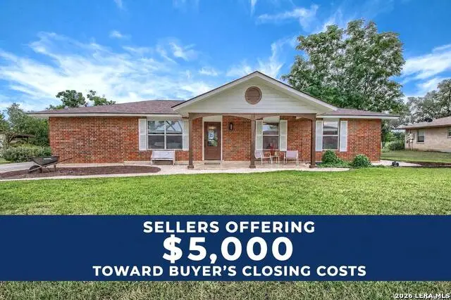 127 Hillcrest Dr, La Vernia, TX 78121 - #1