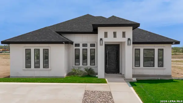 3129 Regina Dr, Eagle Pass, TX 78852
