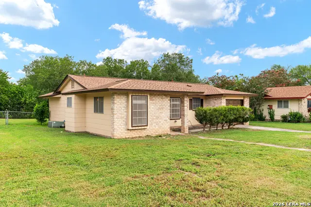 212 Avenue F, Converse, TX 78109 - #3