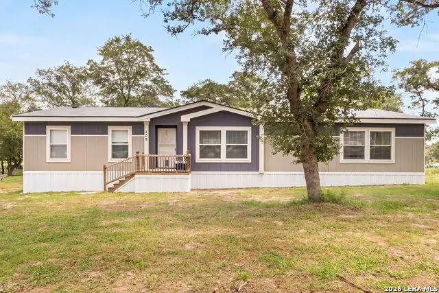 159 High Sierra Dr, Seguin, TX 78155 - #1