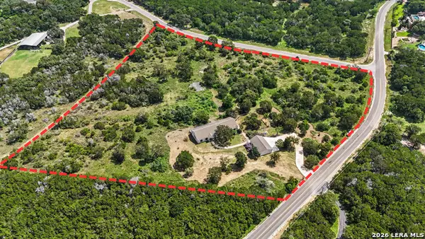 2188 Bretzke Ln, New Braunfels, TX 78132