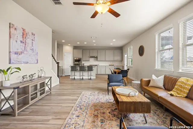 100 Clarendon, Boerne, TX 78015 - #2