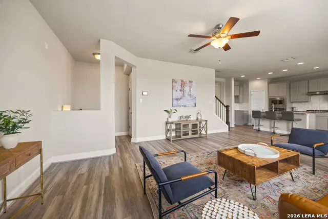 100 Clarendon, Boerne, TX 78015 - #3