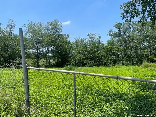 751 Yucca, San Antonio, TX 78220