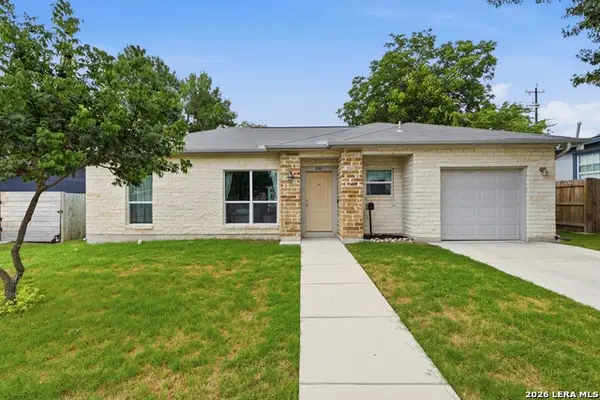250 Englewood Dr, San Antonio, TX 78213