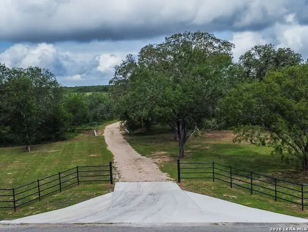 1393 Fox Trotter, Seguin, TX 78155