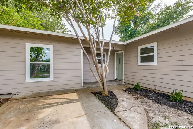 611 Basswood Dr, San Antonio, TX 78213 - #2