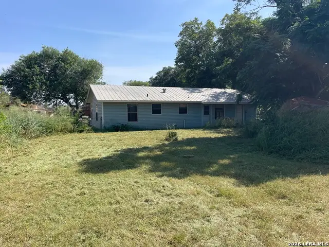 515 Margo, Pearsall, TX 78061 - #3