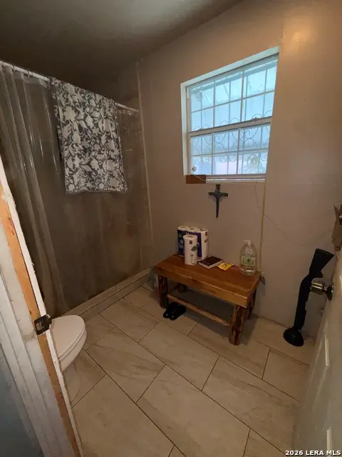 2123 Perez St, San Antonio, TX 78207 - #3