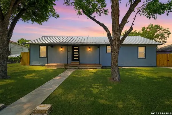 1126 W Lullwood, San Antonio, TX 78201