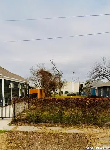 1507 E Crockett St, San Antonio, TX 78202