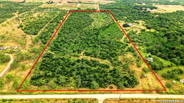 4255 Cr 307, Jourdanton, TX 78026