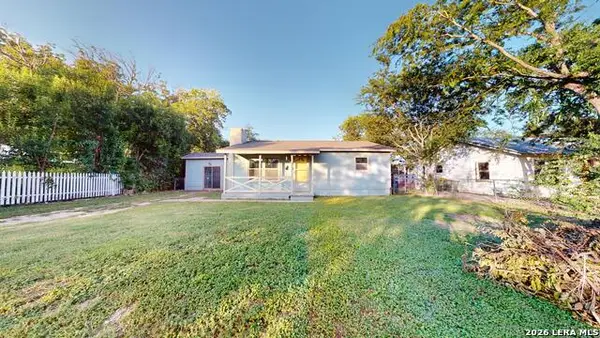 407 1st St, Schertz, TX 78154
