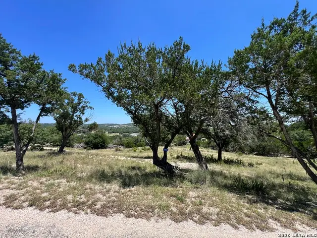 340 Roundabout Ln, Kerrville, TX 78028 - #3