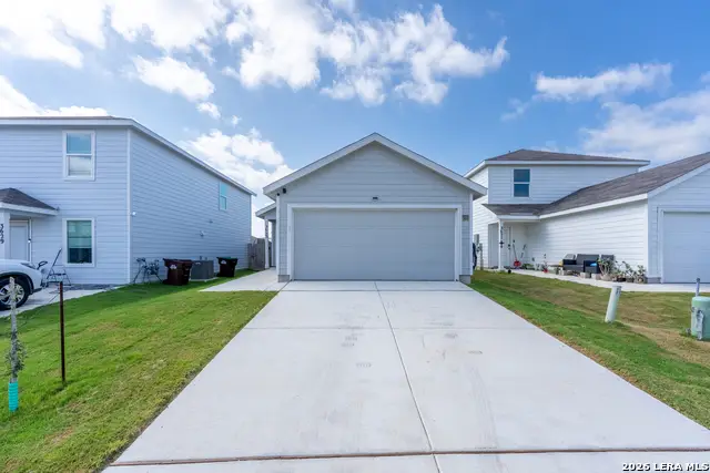 3633 Wentz Hill Dr, Marion, TX 78124 - #2