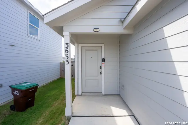 3633 Wentz Hill Dr, Marion, TX 78124 - #3