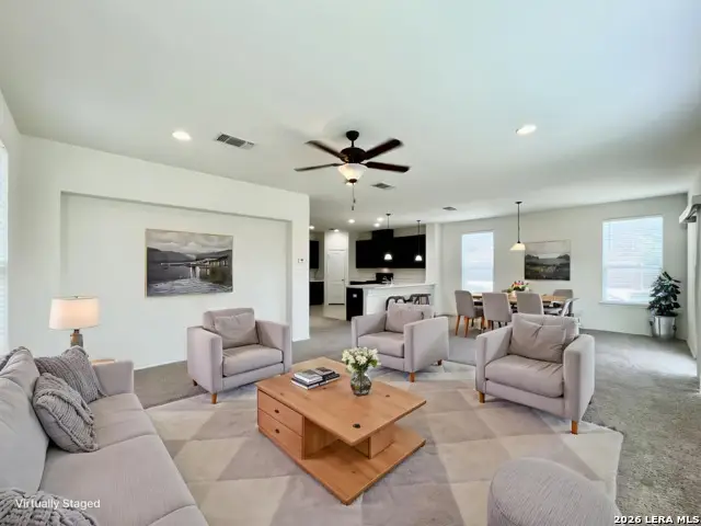 401 Ruby Ritz, Universal City, TX 78148 - #2