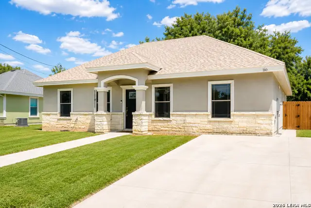 110 Rio Grande St, Uvalde, TX 78801 - #2