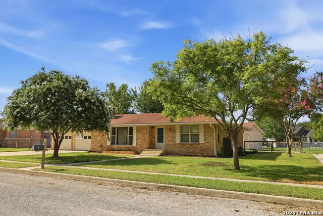 758 Carl Dr, New Braunfels, TX 78130 - #1