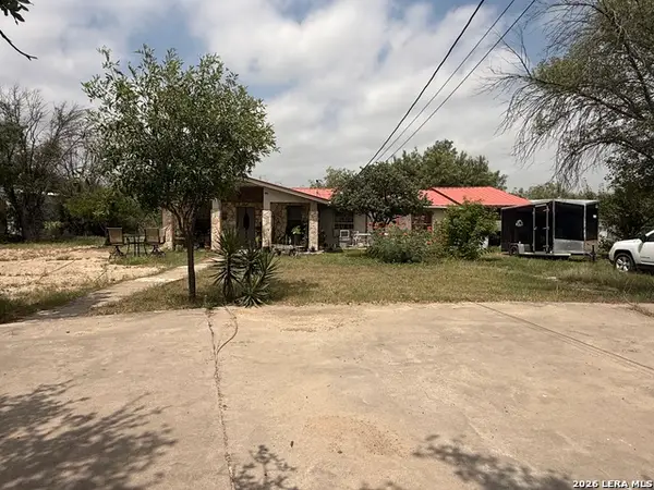 1634 Avenida Encuentro, Eagle Pass, TX 78852