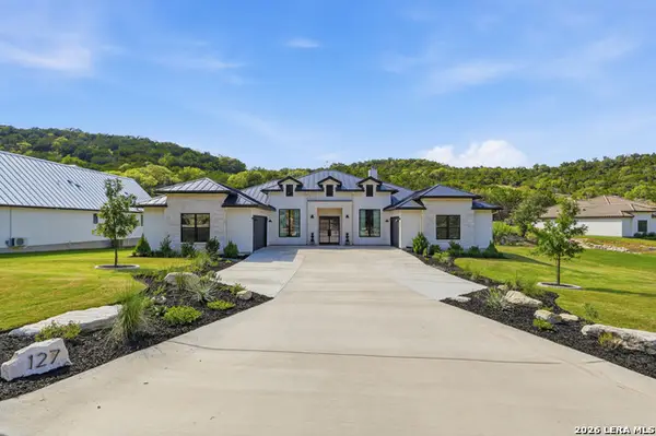 127 Heartland Ln, Boerne, TX 78006