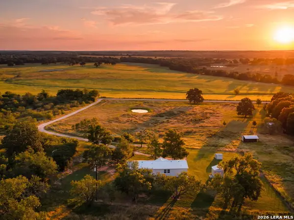 1767 Dowdy Rd, Seguin, TX 78155
