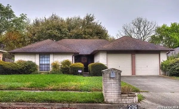 206 High Oak, Universal City, TX 78148