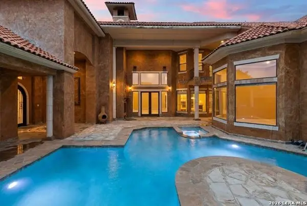 1426 Whisper Mtn, San Antonio, TX 78258