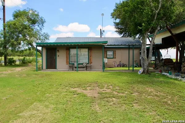 15122 Trawalter Rd, Atascosa, TX 78002