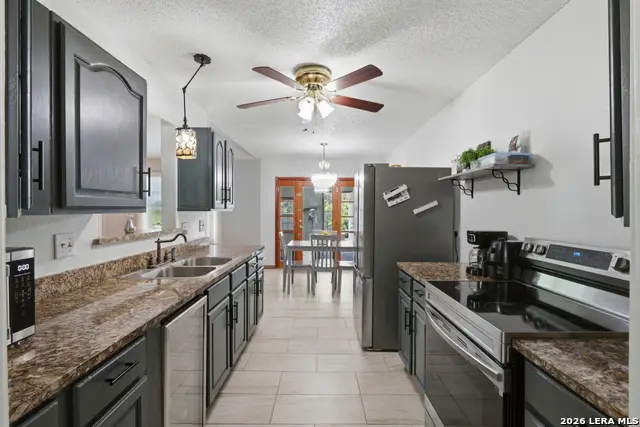 5815 Lake Wind St, San Antonio, TX 78222 - #3