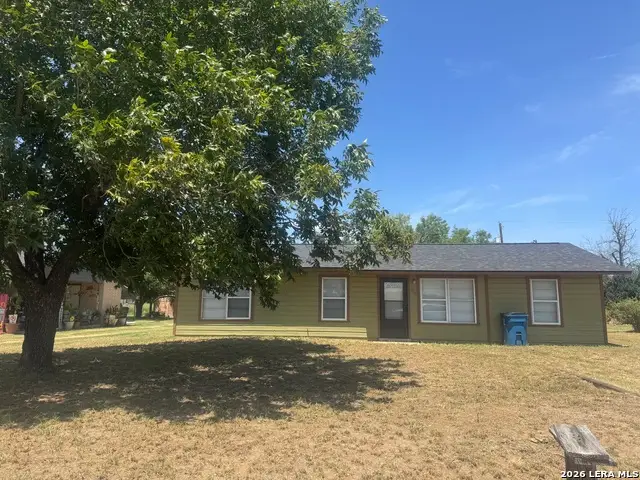 1713 S Pecan, Pearsall, TX 78061 - #1