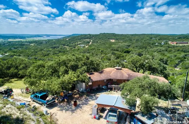10294 Park Road 37, Lakehills, TX 78063 - #1