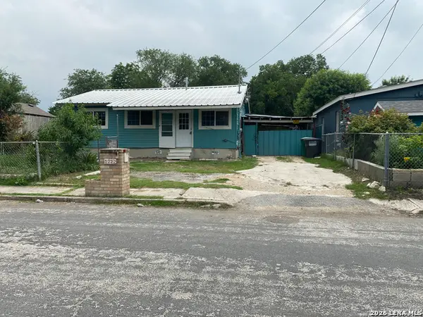 1222 Brighton, San Antonio, TX 78211