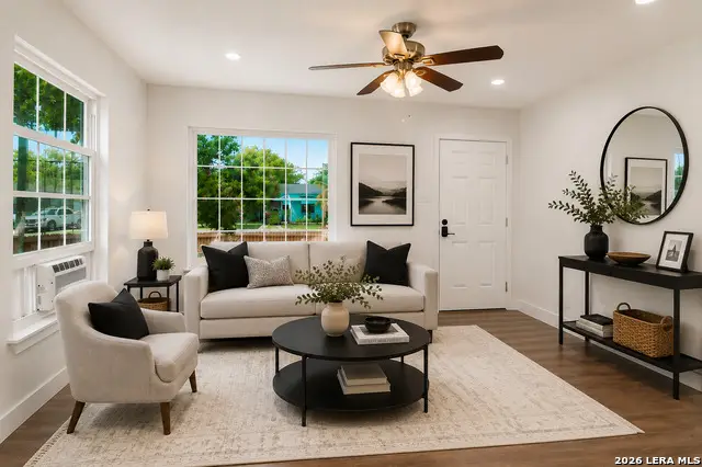 1042 Poinsettia, San Antonio, TX 78202 - #2