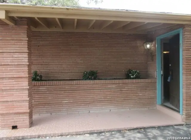2415 Hillcrest Dr, San Antonio, TX 78228 - #3
