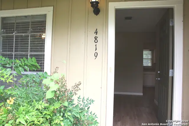 4819 Newcome Dr, San Antonio, TX 78229 - #2